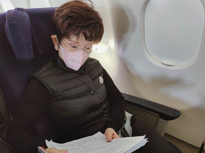 洪秀柱臉書預告，受邀出席北京冬奧開幕式。（翻攝自洪秀柱臉書）