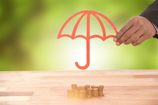 金管会3招盼保险资金留国内。（图／小花平台保险+）