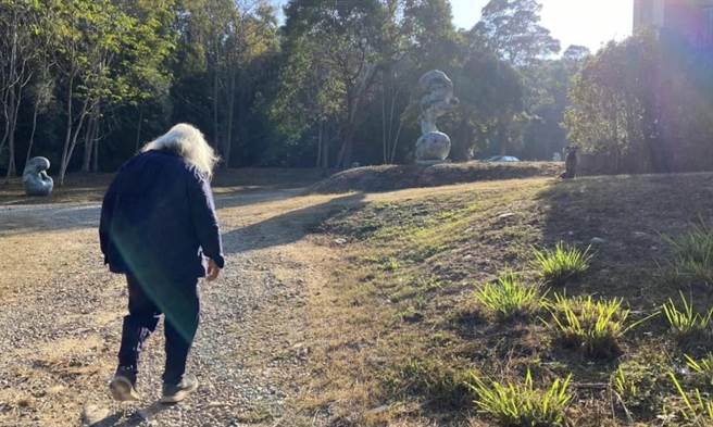 簡秀枝》坎坷當代藝術路 康木祥踽踽獨行。(愛傳媒提供)