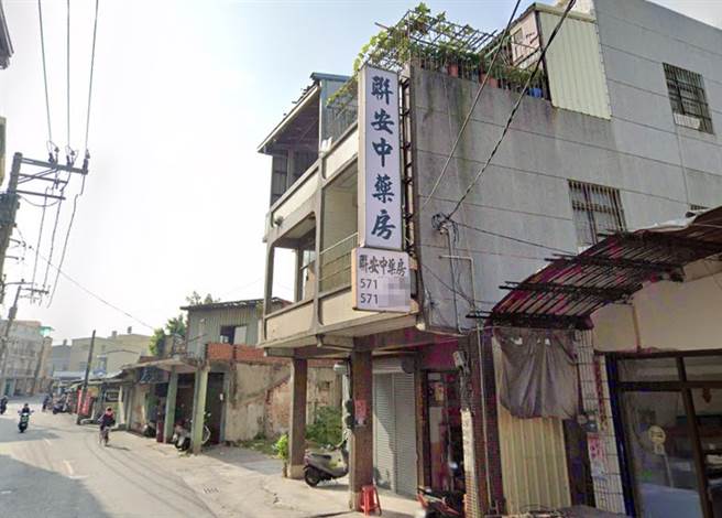 旗津7旬翁确诊Ct值仅14，足迹曾到联安中药房。（图／翻摄Google Maps）