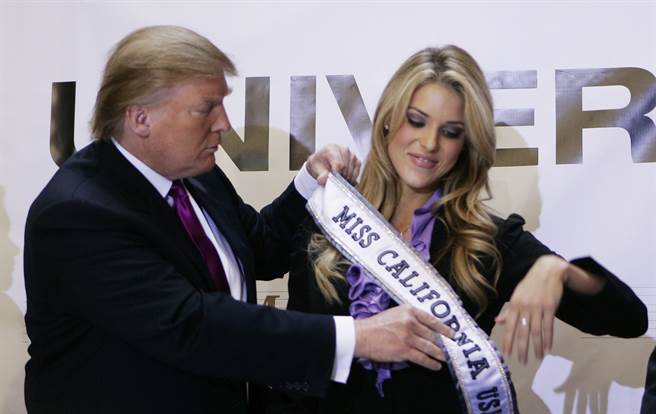 (左)美国前总统川普(Donald Trump)、(右)前加州小姐普瑞琴(Carrie Prejean Boller)。(图/路透社) 