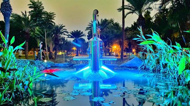 台湾灯会在高雄结合农业，创造奇幻花园。（高巿府观光局提供）