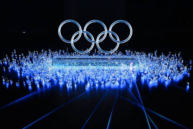 北京冬奧會舉行開幕式。(圖/ 取自新華社)