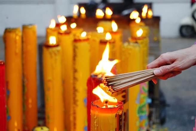 小孟老師提醒，虎年3個最佳的開工時段、習俗，以及該準備哪些供品。（示意圖／達志影像）