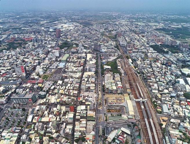 因應行政院「大南方、大發展南台灣發展計畫」，高市府與中央共同攜手打造全台最大的「S」廊帶科技走廊，同時配合捷運岡山及林園延伸線建設啟動周邊土地通盤檢討作。（高市府都發局提供／洪浩軒高雄傳真）