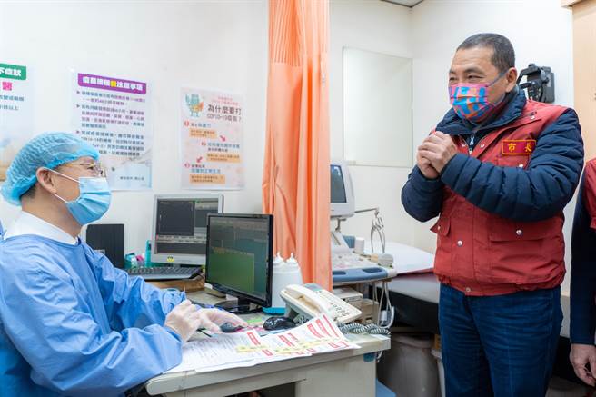 新北醫療院所一天可接種3萬劑疫苗 侯友宜：覆蓋率衝一波。（新北市衛生局提供）