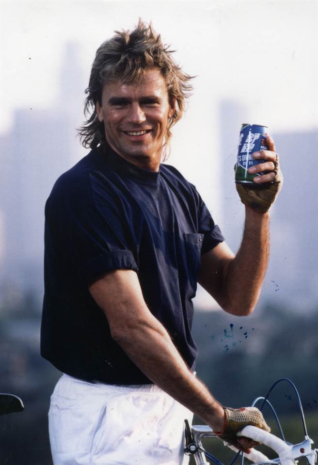 李察·狄恩·安德森以马盖先角色爆红，曾拍摄知名运动饮料广告。（图／中时资料照）