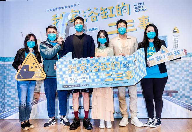 主創團隊大合照，監製潘瑋翎（左起）、導演張熙明、蔡凡熙、劉主平、禾浩辰、製作人毛穎潔。（羚邦集團提供）