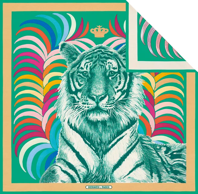 Hermes以过去插画家绘制的Tigre royal图纹做为双面真丝方巾，2万1300元。（Hermes提供）