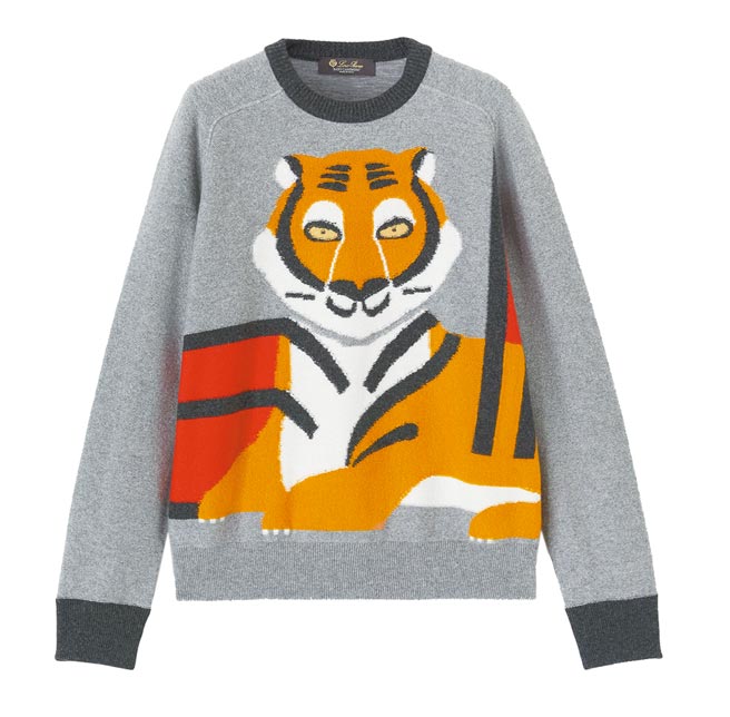 Loro Piana虎年限定老虎图腾印花喀什米尔上衣，10万1400元。（Loro Piana提供）
