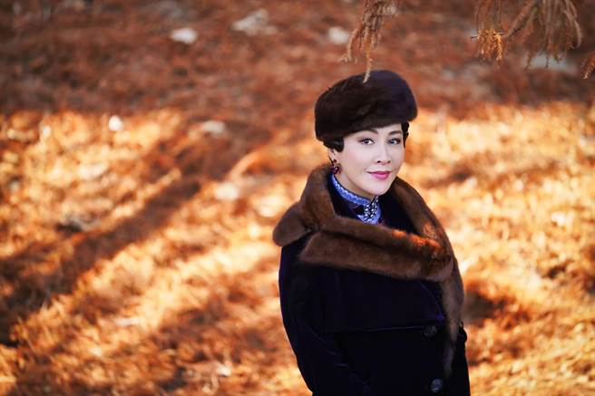 刘嘉玲在《半生缘》饰演到百乐门当舞女的顾曼璐。（中天娱乐台提供）