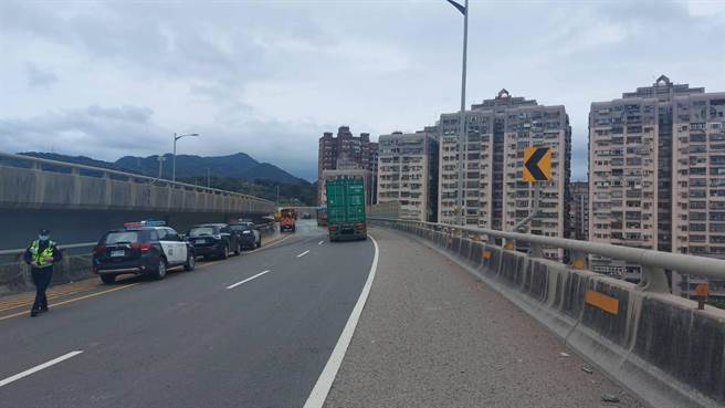 台64线新北五股成子寮路段恢復通车（公路总局提供／戴上容新北传真）