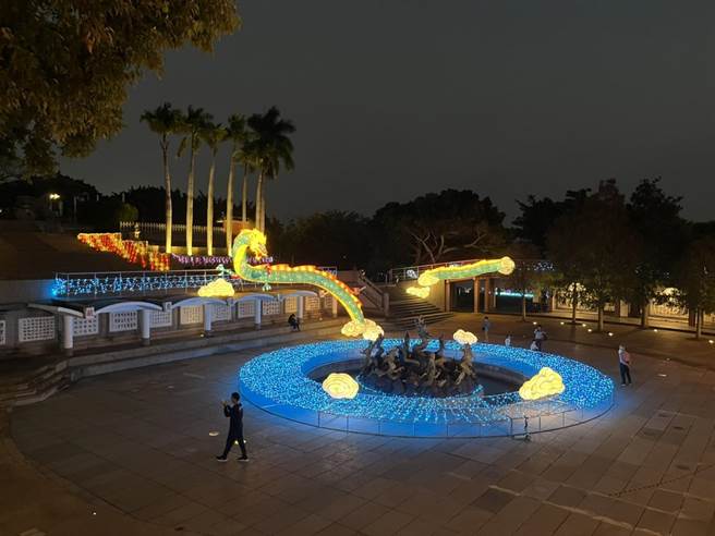 彰化县政府在八卦山举办的「月影灯季」将亮至元宵。（彰化县政府提供／吴敏菁彰化传真）