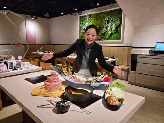 肉多多火锅插旗义大Outlet Mall抢攻南台湾消费市场。（乐多多集团提供）