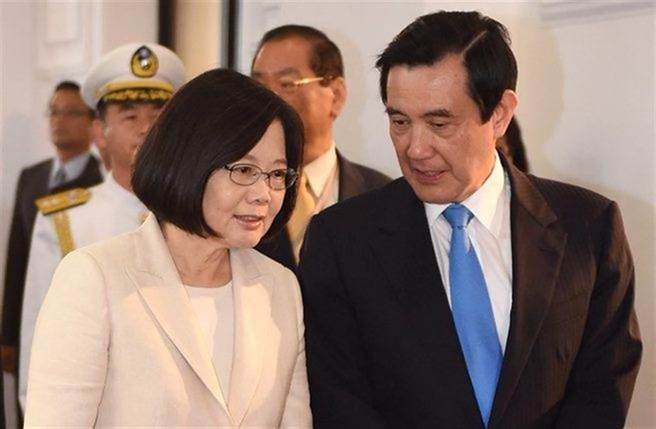 總統蔡英文、前總統馬英九。（圖/資料照，台北市攝影記者聯誼會提供）
