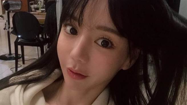 黄荷娜吸毒并偷窃近日遭到法院判刑。（图／sports.khan）