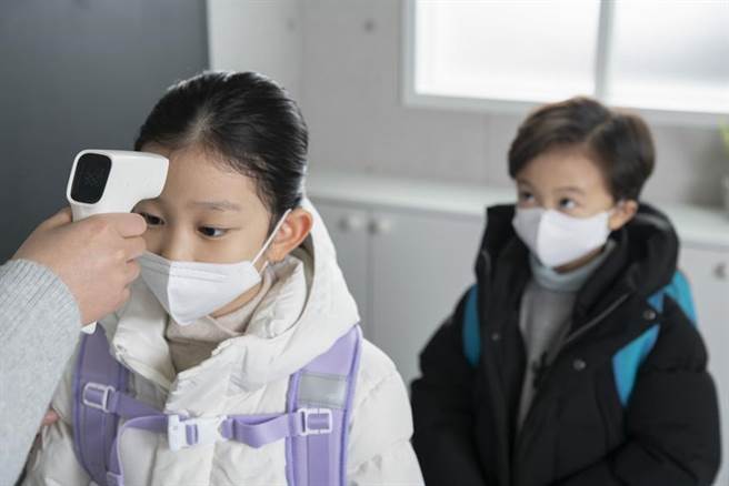 （開學前，全球人壽提醒家長們做好子女保障健檢。圖／全球人壽提供）
