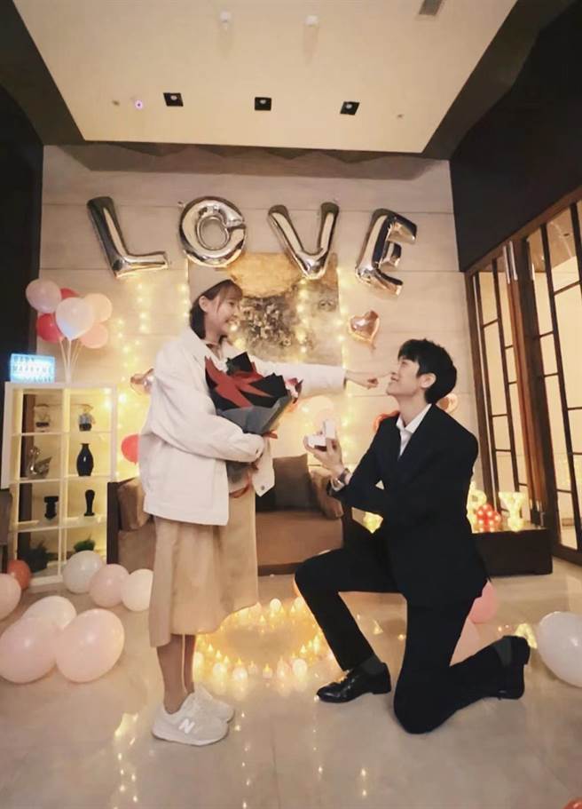 范姜彦丰求婚粿粿过程曝光。（凯渥提供）