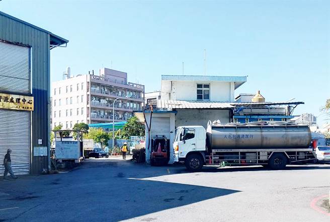 台中市南屯区「水肥资源处理中心」飘臭50多年，附近居民引颈企盼希望今年这邻避嫌恶设施可迁移。（台中市政府提供／陈世宗台中传真）