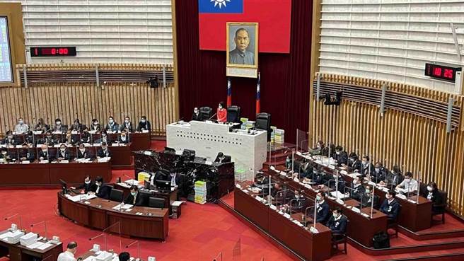 图为高市议会去年开议画面。（本报资料照片）