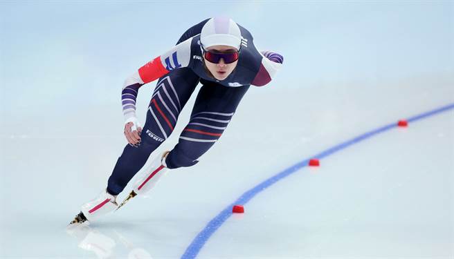 代表中华队的竞速滑冰女将黄郁婷在女子1500公尺项目，以2分00秒78获得第26名。（路透社）