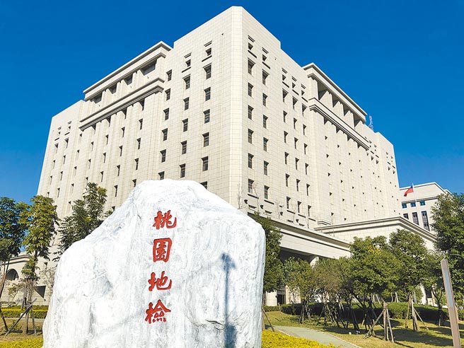 隐形眼镜大厂晶硕公司前生产处长涉嫌窃密送红色供应链，桃检侦结依违反《营业秘密法》等罪起诉4人。（蔡依珍摄）