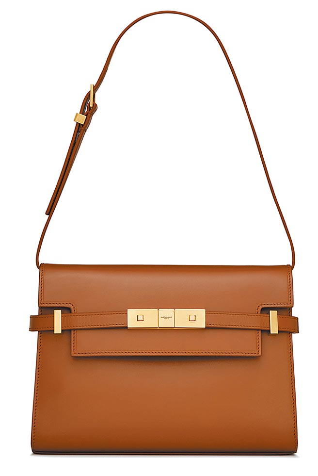 Saint Laurent Manhattan焦糖褐色小型肩背包，7万7900元。（Saint Laurent提供）