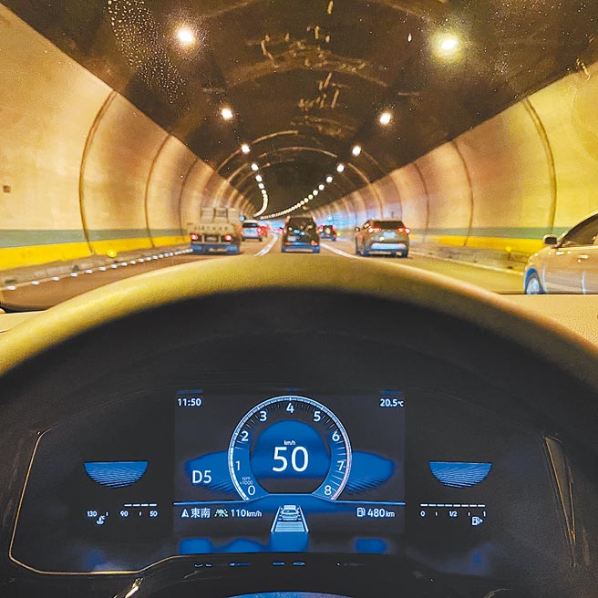 Q.DRIVE智能驾驶辅助系统。（陈大任摄）
