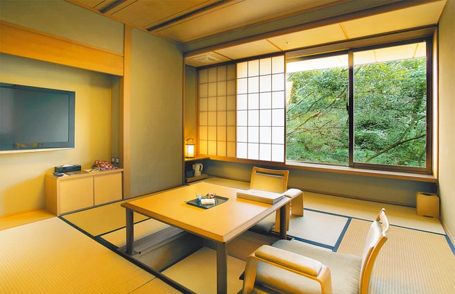 日胜生加贺屋客房客厅。（日胜生加贺屋提供）