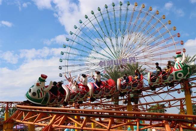 （3人同游剑湖山世界只要国旅券1000元。图／剑湖山提供）