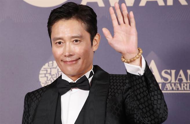 李秉宪爆出打了3剂疫苗依然突破性感染得到新冠肺炎。（图／达志影像）