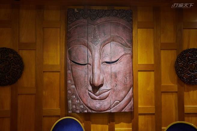 店內布置是老闆特別由泰國空運而來。(圖/行遍天下)