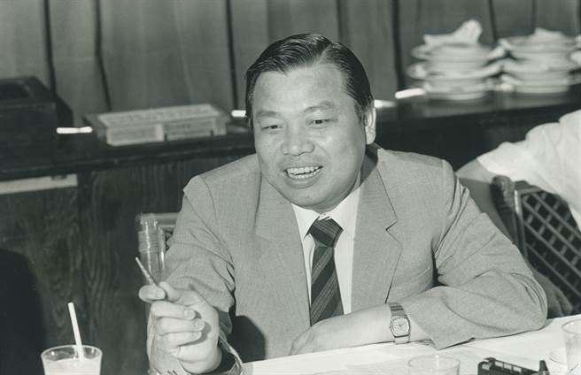 曾任立委、嘉义县长的嘉义县前县长陈适庸自2001年淡出政治圈，今天传出他2月7日过世，享寿74岁。(资料照，中时摄影组摄)