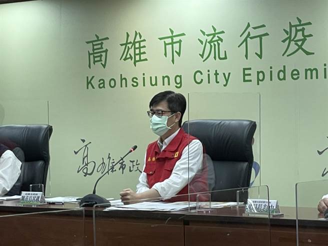 高雄10日新增5例本土确诊个案，其中4人均与过年期间家庭群聚案有关，另外有一例新案，曾有密切南北移动。（本报资料照片）