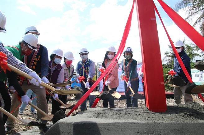 台东县长滨乡堺桥部落聚会所兴建工程10日动土。（台东县政府提供／蔡旻妤台东传真）