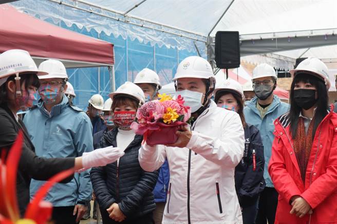 林口东湖国小工程进度超前　拚今年8月招生（戴上容摄）