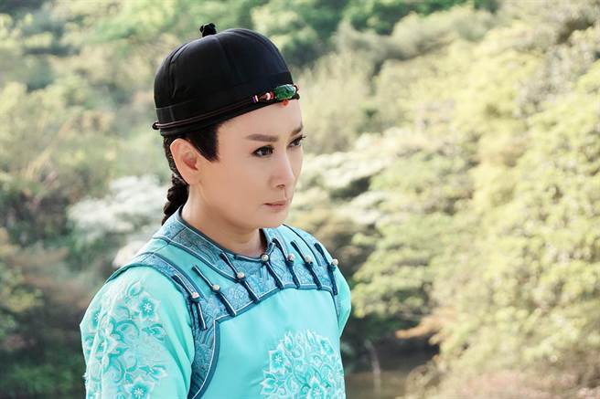 陈亚兰被恩师杨丽花夸「惊喜制造机」。（欣湉国际提供）