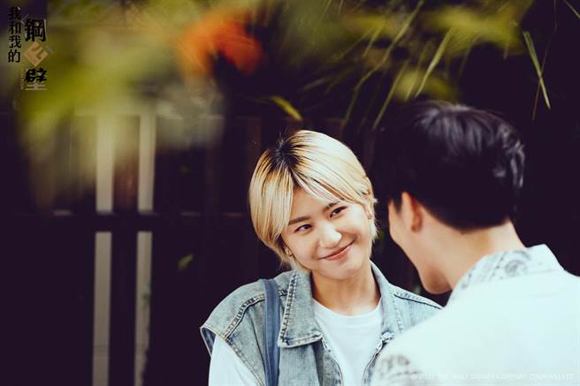 陈璇在《我和我的钢四壁》饰演一名专业厨师 。（卫视中文台提供） 