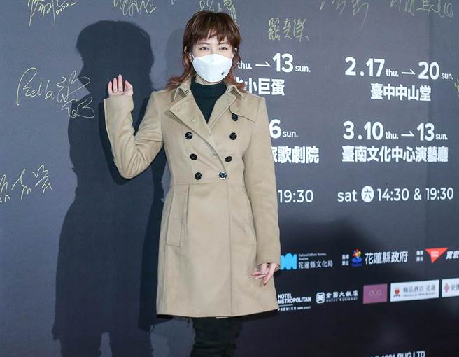 徐怀钰今晚欣赏音乐剧《猫》。（粘耿豪摄）