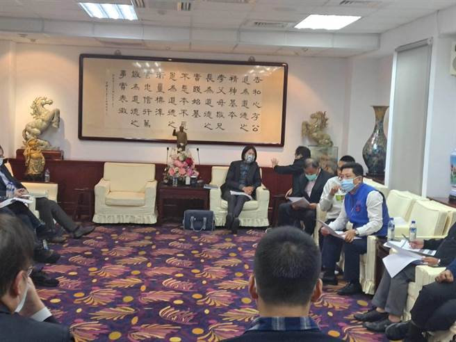 新北市议员金瑞龙争取生育奖励第3胎给3万，盼可以重新找回消失的人口红利。（金瑞龙服务处提供）