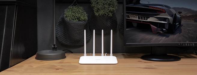 Xiaomi 路由器 AC1200，定价795元，自明（11日）起于指定通路上市。（小米提供）