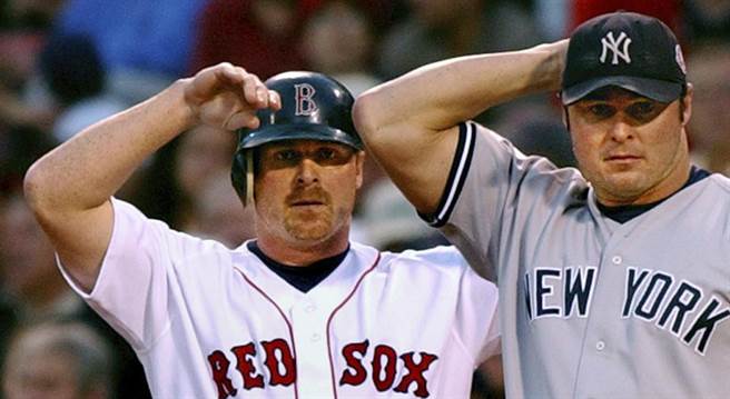 左图为本人，右边哥哥(美联社资料照)