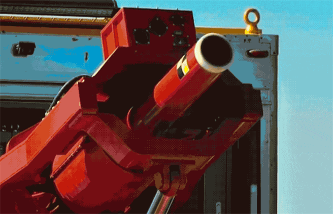 央视公开的中国电磁炮发射现场。（央视）