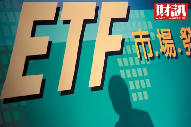 第一金投信表示，1月6日溢价超过3%时，就在官网发布相关注意事项，且近期已3度提醒投资人溢价过高之风险。(图/财讯提供)