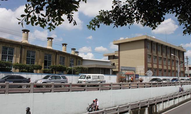 台铁閒置办公大楼租赁已标出，上半年度会优先试营运彰化扇形车库里的L型办公室空间。（吴敏菁摄）