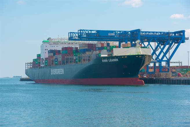 有网友料中，长荣今股价一定下跌，因为有隔日冲大户进场卡位。（示意图/达志影像/shutterstock）