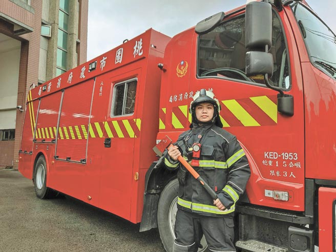 桃园市政府消防局第一救灾救护大队八德分队队员赖永健。（八德分队提供／陈梦茹桃园传真）