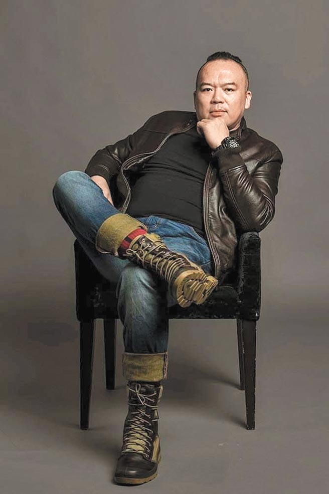 明金成遗孀Patty亲自为挚爱挑选这张帅照当遗照。（家属提供）