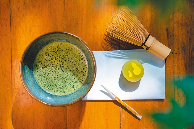 北投文物馆和菓子呈茶体验。（北投亚太饭店提供）