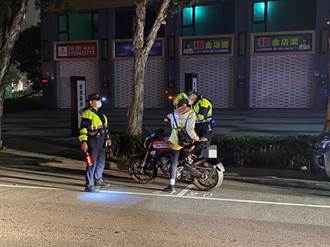 林口警統合優勢警力深夜擴檢掃蕩 拼治安穩交通阻疫情破口